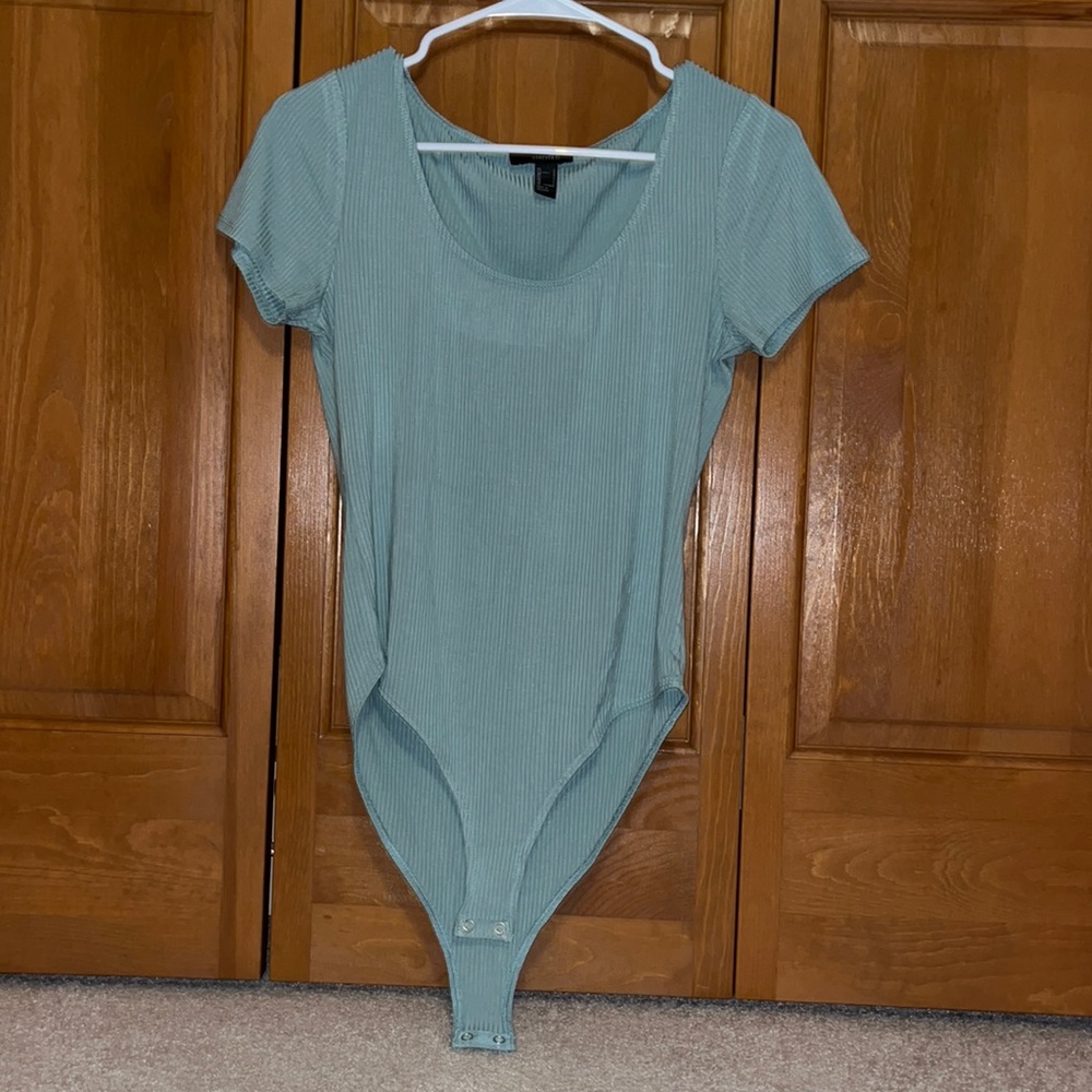 Forever 21 Short Sleeve Teal Bodysuit Size Large